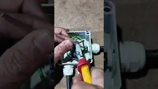 Stripping and preparing cables for a WISKA box install with F4P  Bottle of Magic Gel IP68