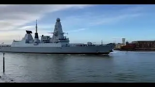 HMS Diamond (D34) Inbound - December 9, 2021 - Portsmouth, England