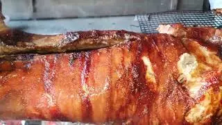 Prase na ražnju.Još malo soli za kraj i za pola sata gotovo!