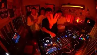 Tech House Set (Live in Radio 28, Cholula, Pue)