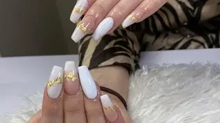 WHITE POWDER FIX &bull; Ombr&eacute;, Gold, and White &bull; Acrylic Nails Infills