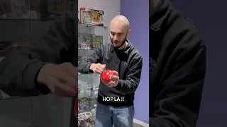 On ouvre la DERNI&Egrave;RE POK&Eacute;BALL de 2025 🔴⚪️ #pokemon #tcg #pokeball #ev3 #ev4 #opening #booster