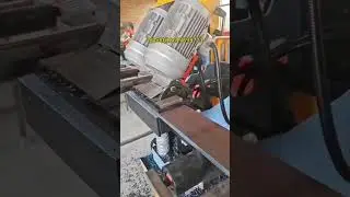 Self-propelled milling edge machine, cold cutting processing, capable of double-sided beveling