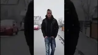 Universal hand signal for help