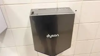 Dyson Airblade V HU02 at Midsummer Place - Milton Keynes - Level 1, ♿️ RH Row, #2