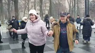 10 января 2026  РОЗЫ АЛЫЕ АЛЫЕ АЛЫЕ #kharkiv 
