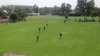Ejercicio de tiro a gol curso FIFA para entrenadores sub13