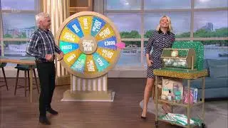 Holly Willoughby - Spin To Win - Short Tight Style Dress - 11th Oct 2021