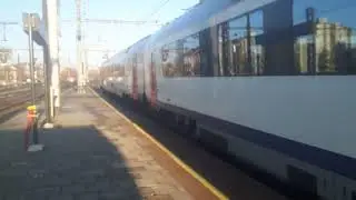 IC-04 709 naar Poperinge (MS96) in Antwerpen-Berchem.