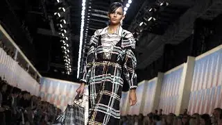 Fendi | Spring Summer 2018 Full Fashion Show | Exclusive