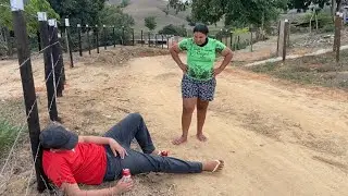 MULHER DA UMA SURRA NO SEU MARIDO POR ELE CHEGA BEBADO EM CASA 