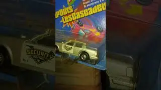 Hot Wheels 1986: Flip Outs Fliproarin: FRENCH Card!