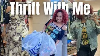 Thrift With Me | SO MUCH Vintage!! Curating A Thrift Box