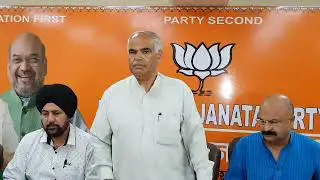 Prominent Leaders Of J&K Join BJP
