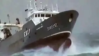 Big Waves Small Ships
