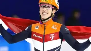 &acute;Suzanne Schulting ging vreemd met andere schaatser&acute;