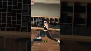 Секретный трюк, как сесть на шпагат 😱