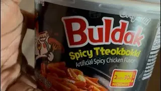 Trying Buldak 🥵🥵spicy rice cake bowl challenge ￼