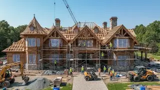Я накопил 50 000 долларов, чтобы построить деревянный дом в глуши.