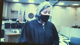 Judge Patricia Baker sworn-in as Circuit Court Judge in Portage Co, first woman in position