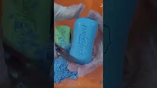 #safeguardsoap #soap #dry #asmr #asmrsoap #satisfying #soapcutting #asmrsounds #crumble #trending