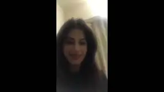 BANDAGI KALRA BEAUTIFUL CONTESTANT OF BIGGBOSS11 LIVE STREAM ON INSTAGRAM