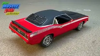 Monogram MPB 1970 Plymouth AAR Cuda Build