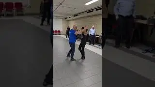 figura di bachata corso King of Salsa Basiano (Mi) Italy www.kingofsalsa.it