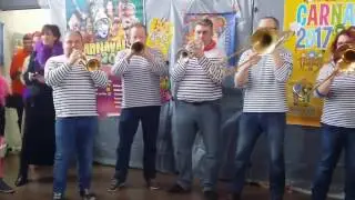 Carnaval de Dunkerque responsable ,heureux ! à Rosendaêl fin des trois joyeuses 2017.