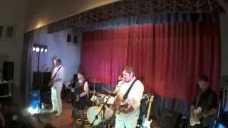 Everybody Needs Somebody - Dance Floor Deluxe - Telford Wedding Band