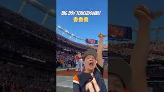 Broncos Offensive Lineman SCORES TD!!! @broncos @CBSSports #reaction #football