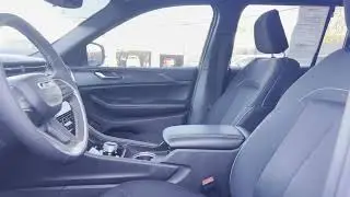 2024 Jeep Grand Cherokee Laredo X Queens Village, Jamaica, Oakland Gardens, Bayside, Flushing