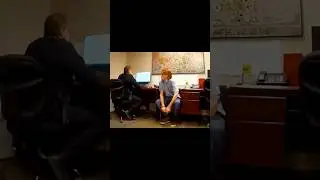 Он пронёс пистолет в полицейский участок и выстрелил #truecrimestories #true #история #crime #shorts