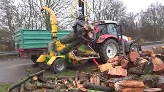Hackschnitzel mit Heizohack HM 6 400 und KTS Kran