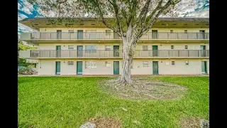 1/1 Apartment for Sale in Miami Glenvar Heights area 7505 SW 82nd St, Miami, FL 33143