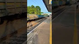 💥 Stunning Action of Twins WAG-7 💙💙 BOXN Freight Train 🚂🇮🇳🔥 #shorts #short #trending #indianrailways