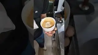 how to make latte art #cafe #latte #youtube #art #shorts #trending #viral #video #new #fypシ #fyp