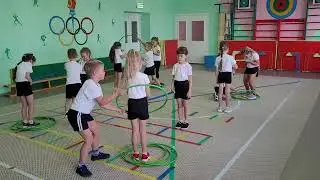 эстафета с обручами