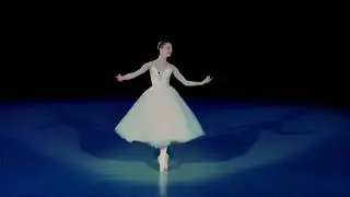 LANA DEL REY - BLUE VELVET | Marita Weinrank Pointe Ballet Solo | Chopin&rsquo;s Nocturne by Mai Murdmaa