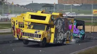 WRECKFEST | CAMPER BATTLE WITH RAMPS AND JUMPS | BANGER RACING