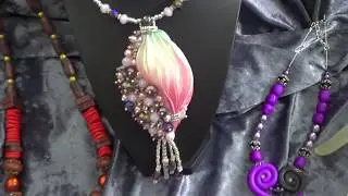 00112Unikat.Handarbeit. Schmuck aus Perlen, Kristallen und Polymer-Ton