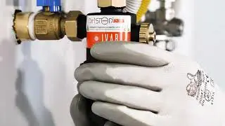 DIRTSTOP&reg; EASY | Nouveau pot &agrave; boues magn&eacute;tique, orientable et compact