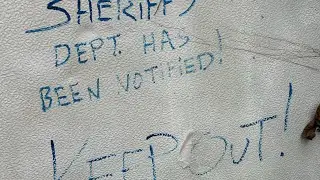 SHERIFFS DEPARTMENT NOTIFIED?! Vlog#3 Mobile Home Investing!