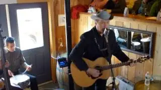 Gene Casey: Don't Leave Her Lonely