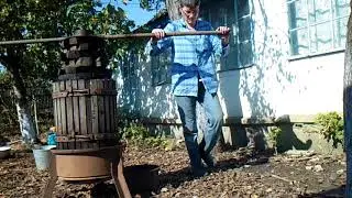 Домашнее  виноделие. Часть 2. Виноградный пресс. Home winemaking. Part 2. Grape press