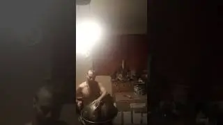 impro sur un morceau en cours de creation handpan en r&eacute; celtic mineur creer par esapan