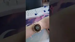 Looking for a #smartwatch for small wrists? This is perfect! Check  