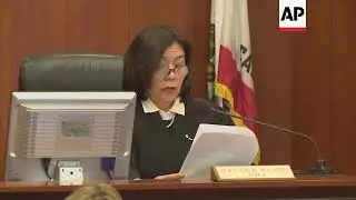Courtroom scene as jury awards $289 million to man blaming cancer on weedkiller