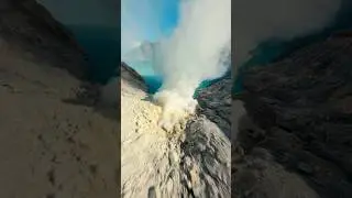 Straight into toxic smoke | Mount Ijen - Cinematic drone shot