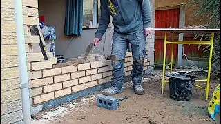 Brickwork: bricking up a garage front